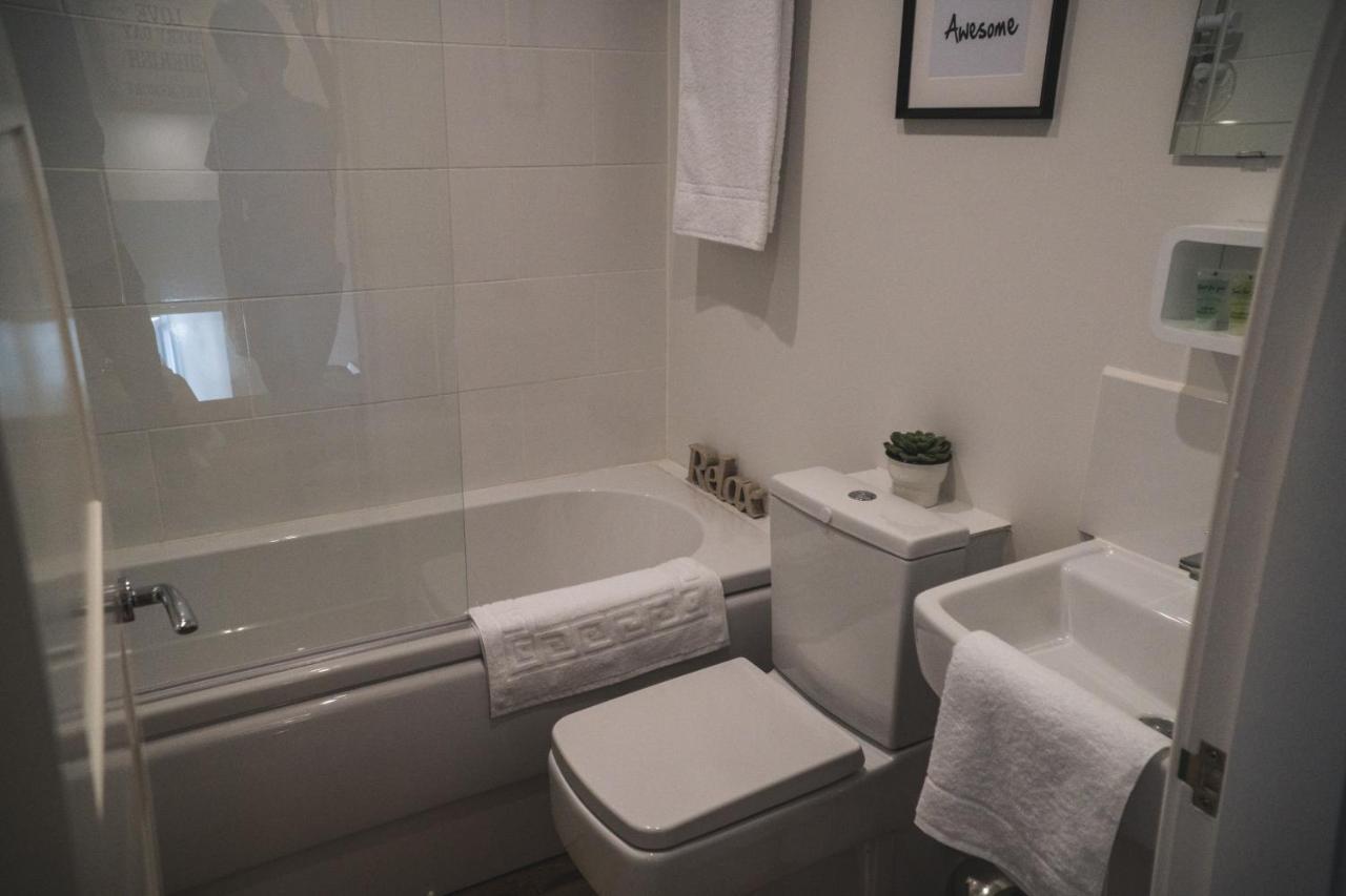 The Hive Apartment Marple المظهر الخارجي الصورة